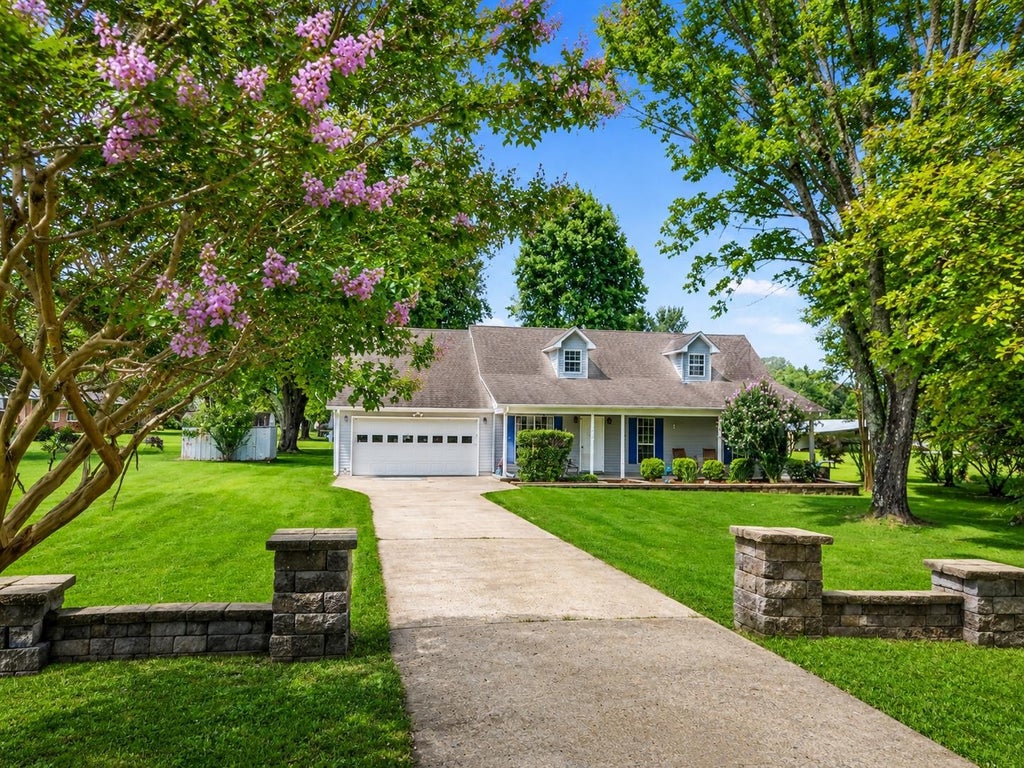 Photo of 4635 Co Rd 48, Lexington, AL 35648 (MLS # 529982)