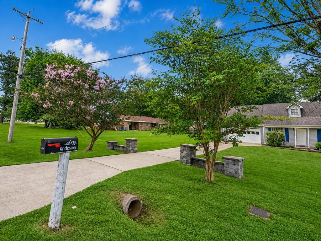 Photo of 4635 Co Rd 48, Lexington, AL 35648 (MLS # 529982)