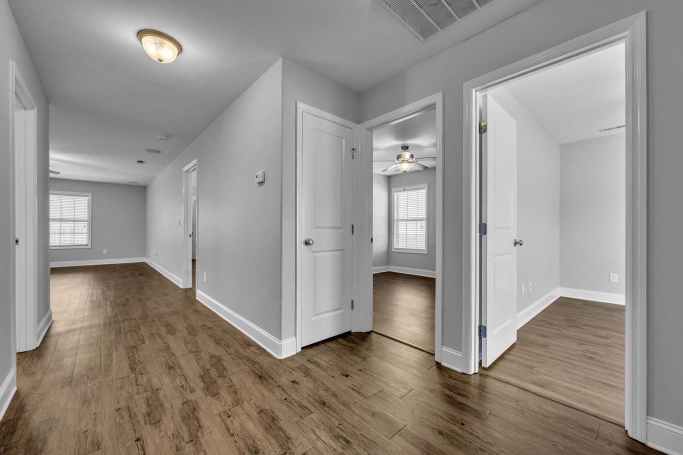 2929 Phelan Cir