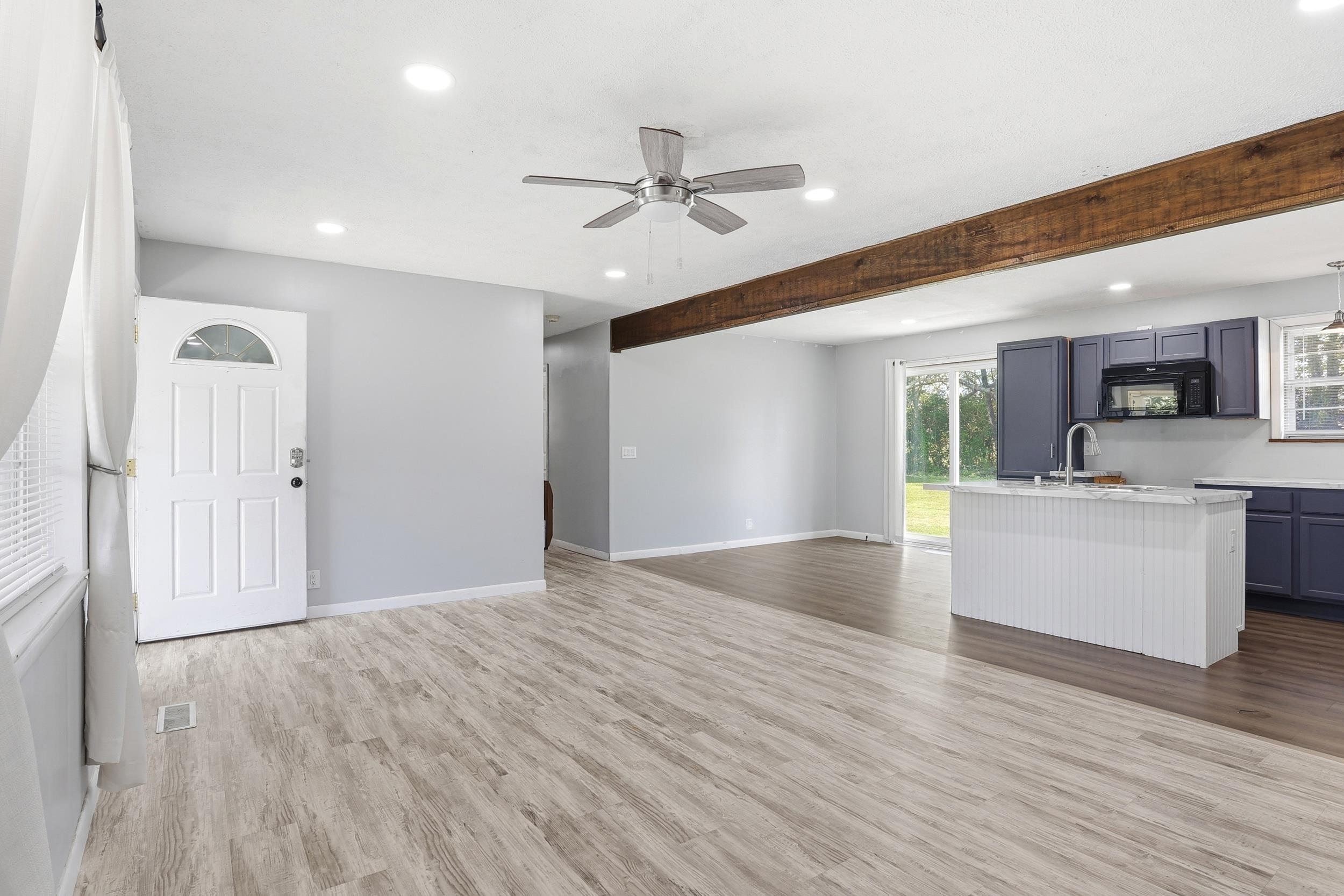 822 Co Rd 695