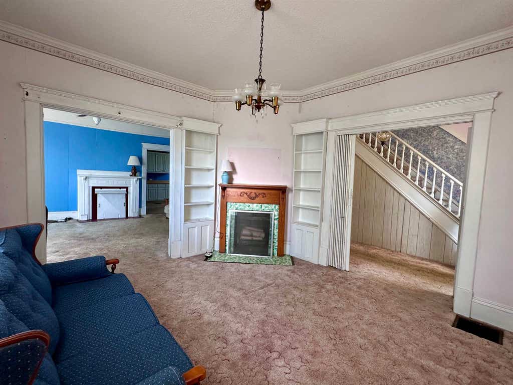 Photo of 807 N Raleigh Ave, Sheffield, AL 35660 (MLS # 530149)