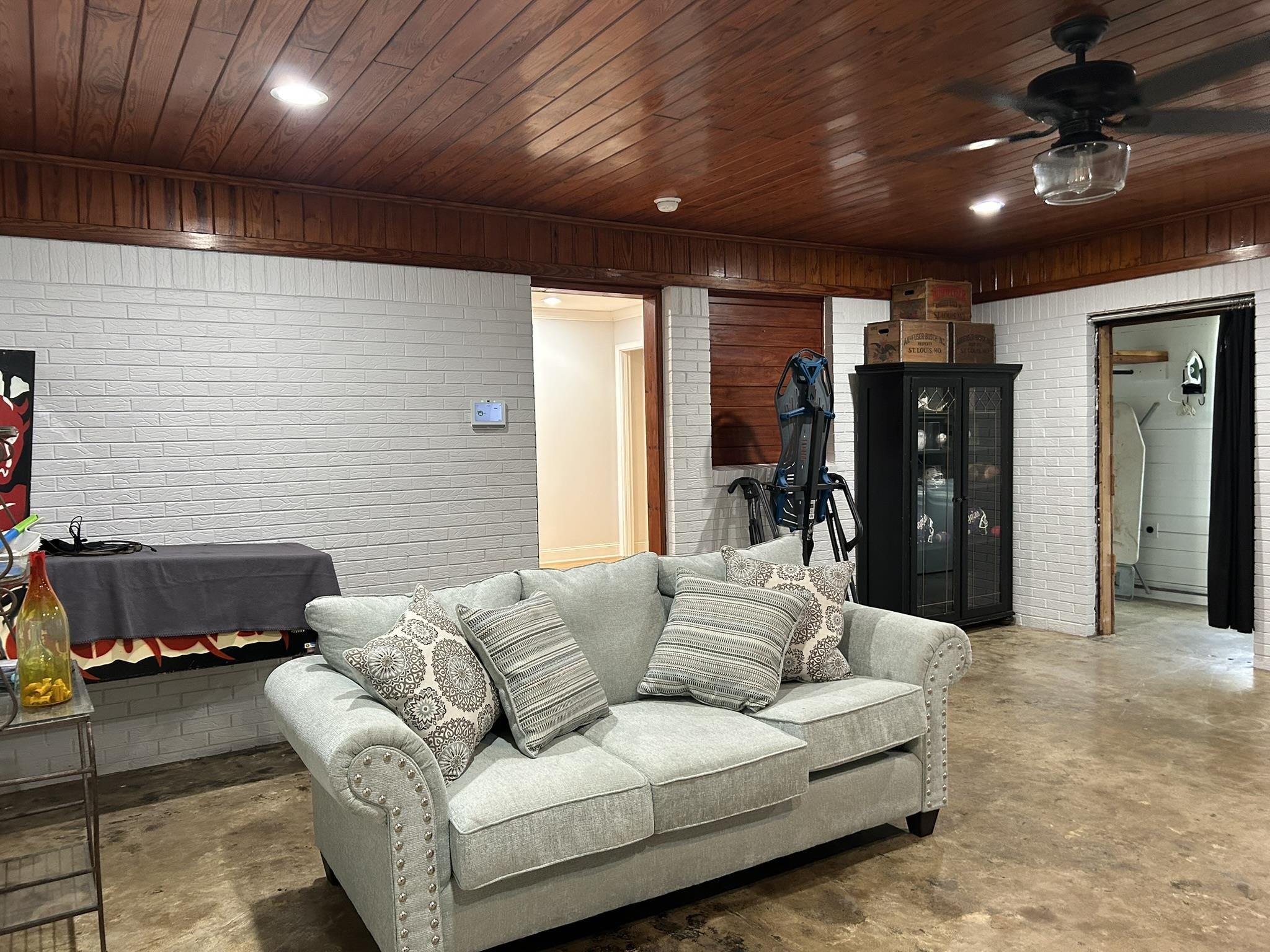 1401 Co Rd 1534