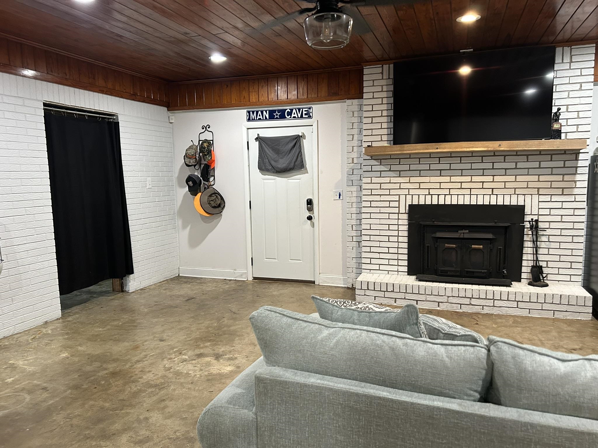 1401 Co Rd 1534