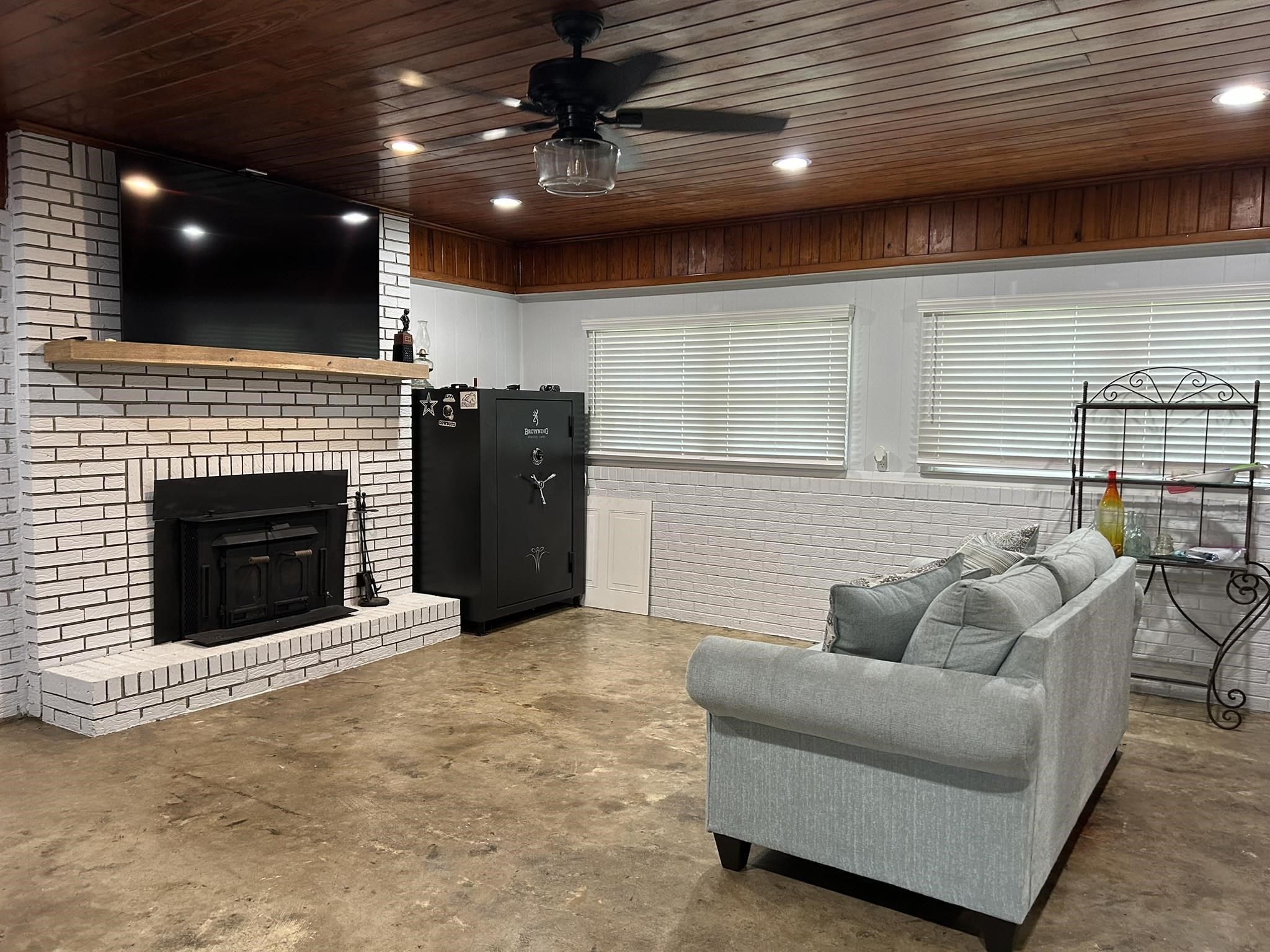 1401 Co Rd 1534
