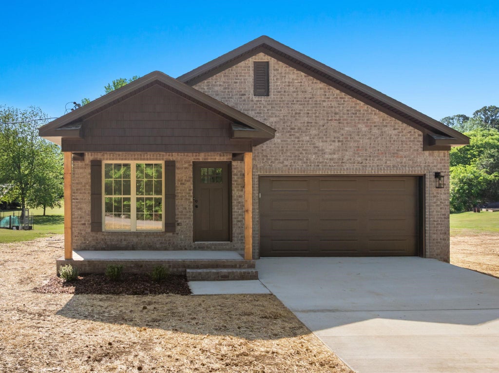 Photo of 771 River Ln, Tuscumbia, AL 35674 (MLS # 529968)