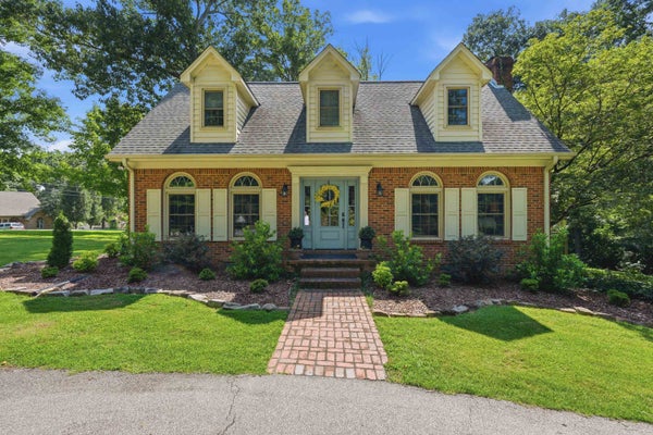 316 HARRIS DR, FLORENCE, AL 35634 - Image 58edff5082714a1a15c847b8dc257dfd/2285952345