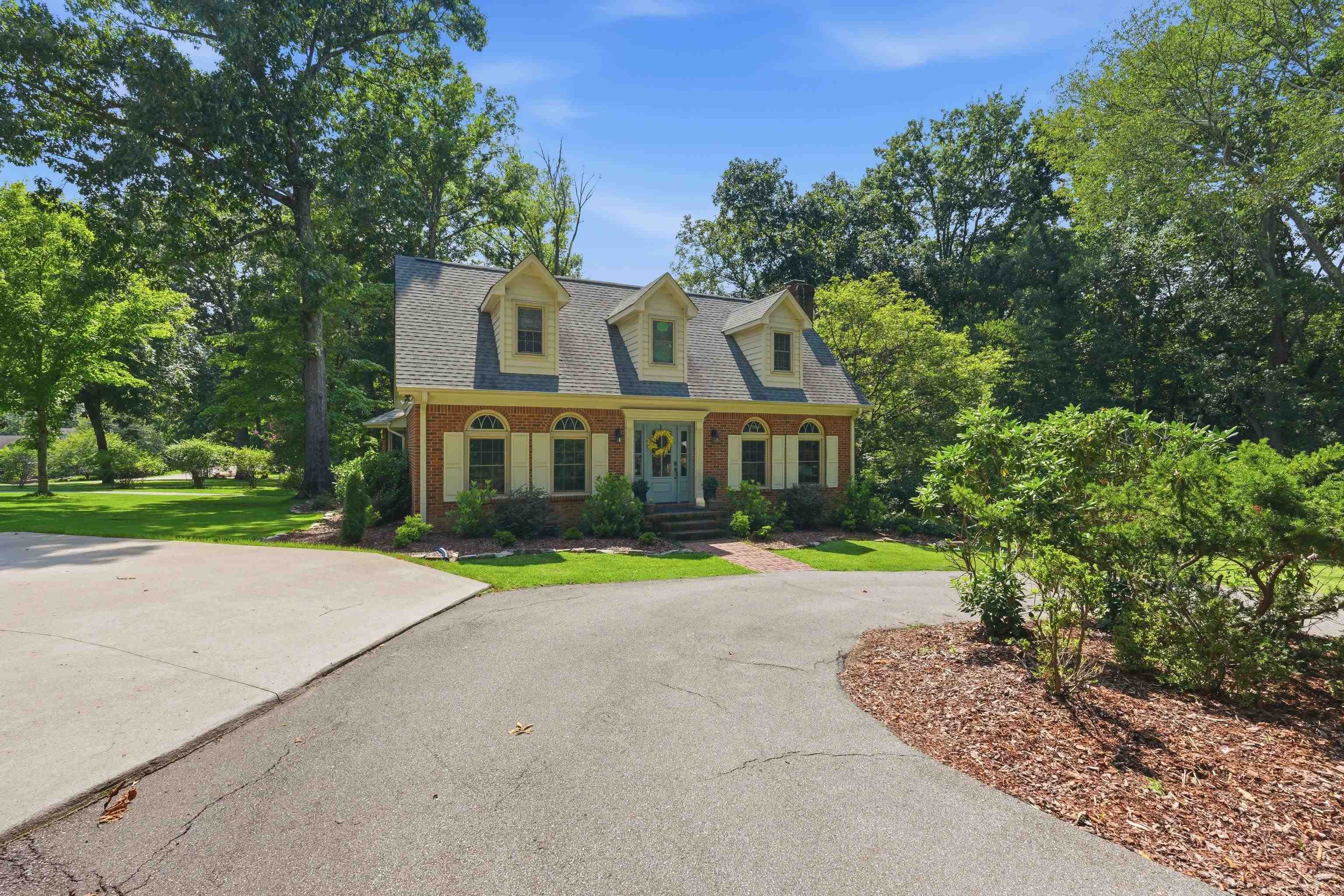 316 Harris Dr