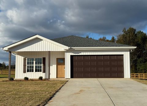 612 Co Rd 671 Hanceville AL