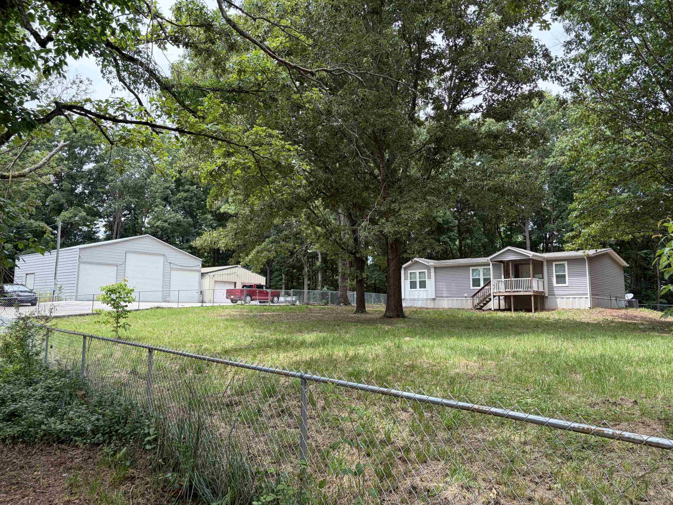 Photo 1 of 30 — 2200 Gilbert Ln, Cherokee, AL 35616