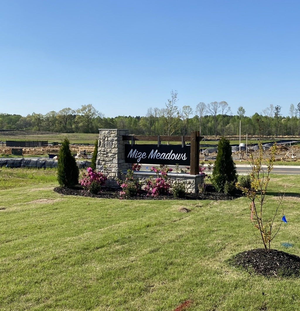 Photo of 73 Orion Dr, Cullman, AL 35055 (MLS # 531856)