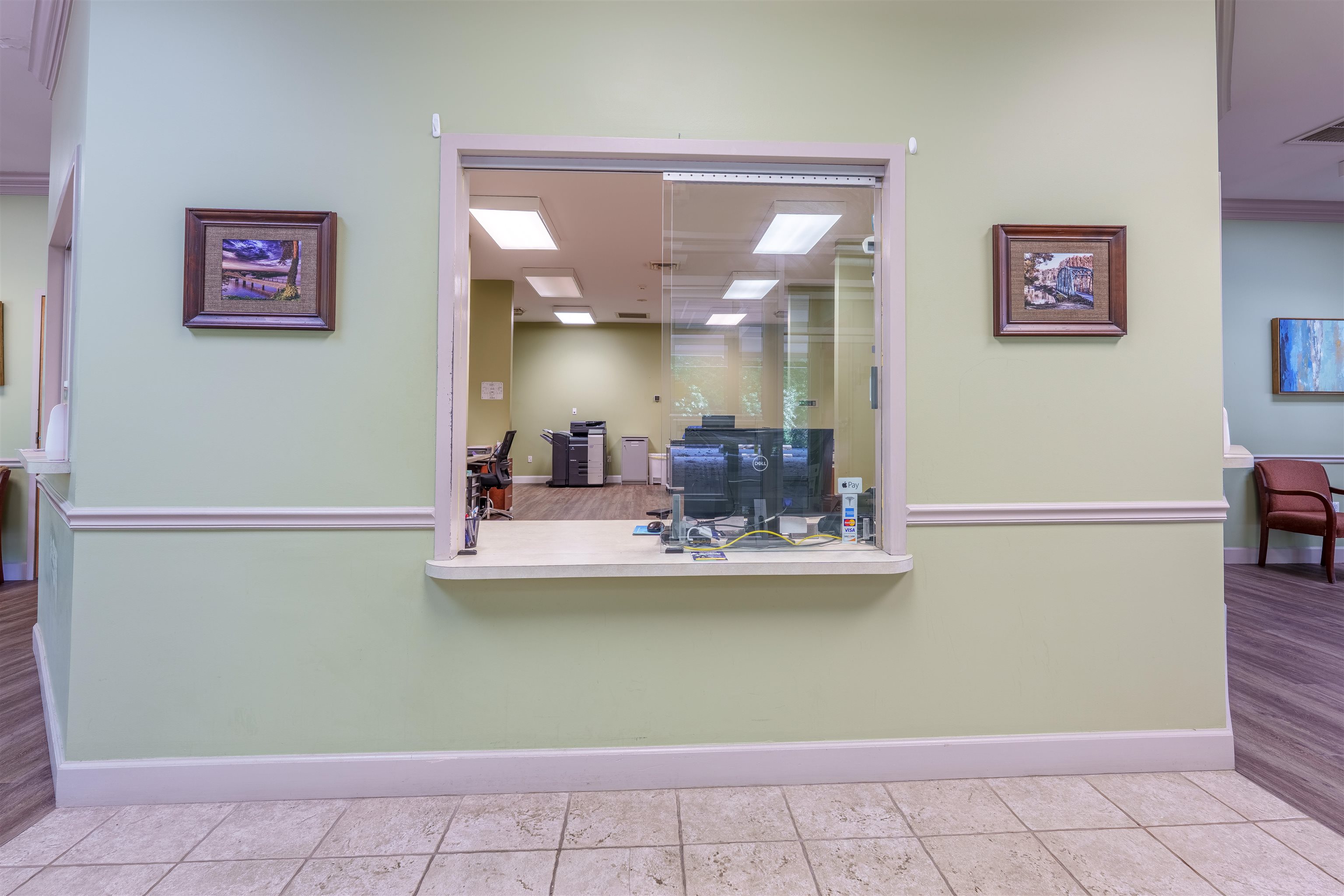 727 Cox Creek Pkwy
