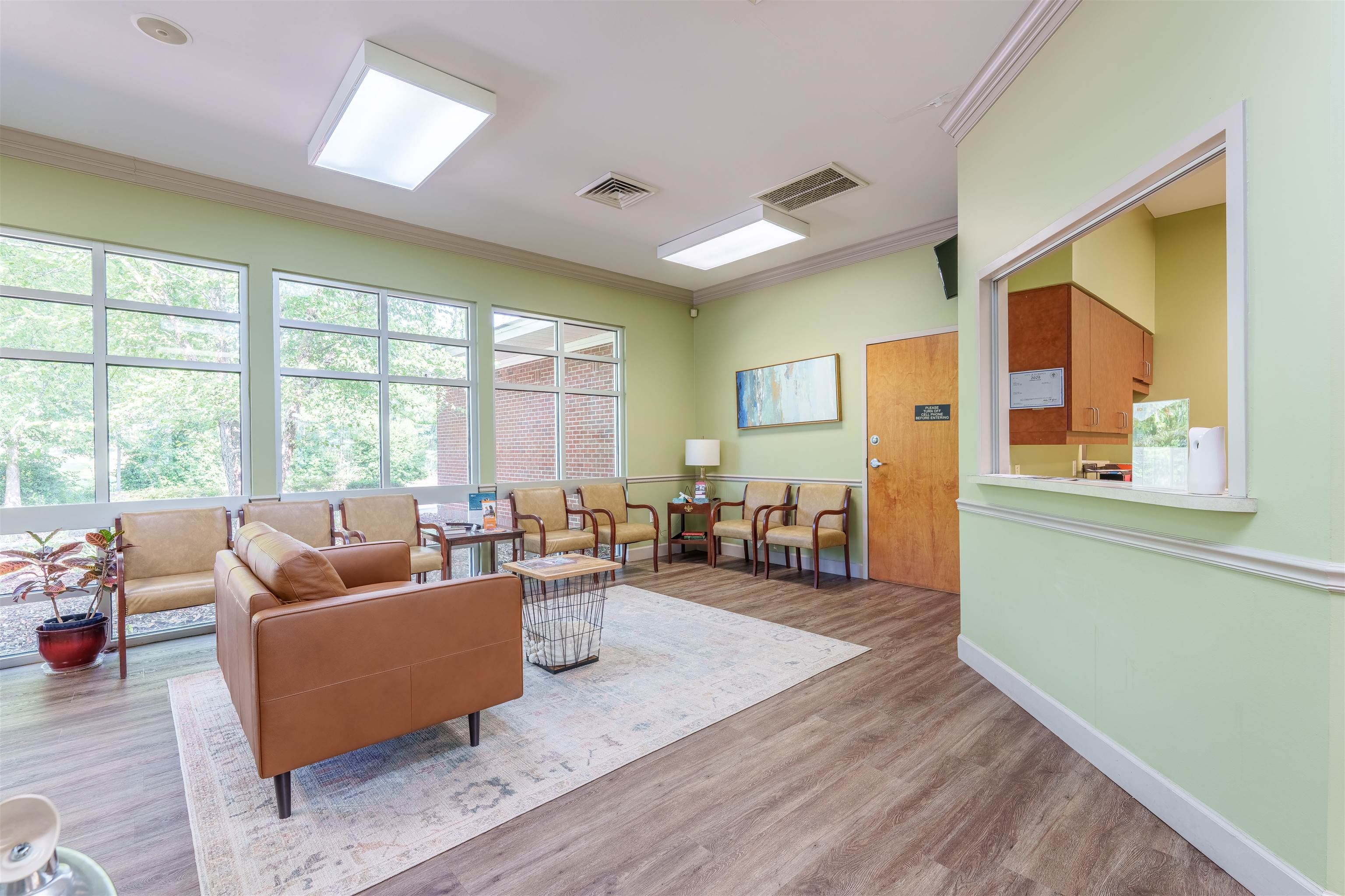 727 Cox Creek Pkwy