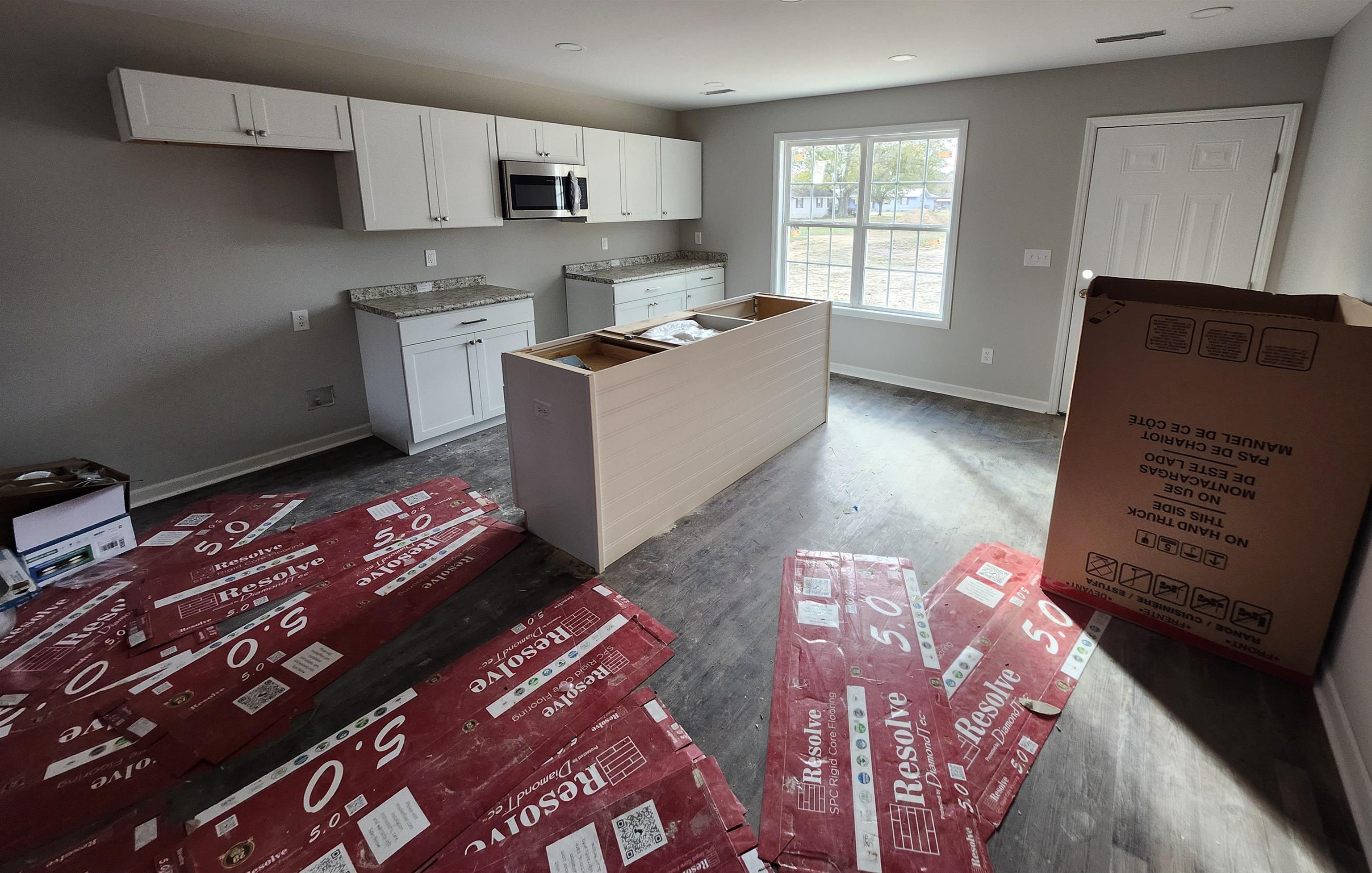 125 West Railroad Ave