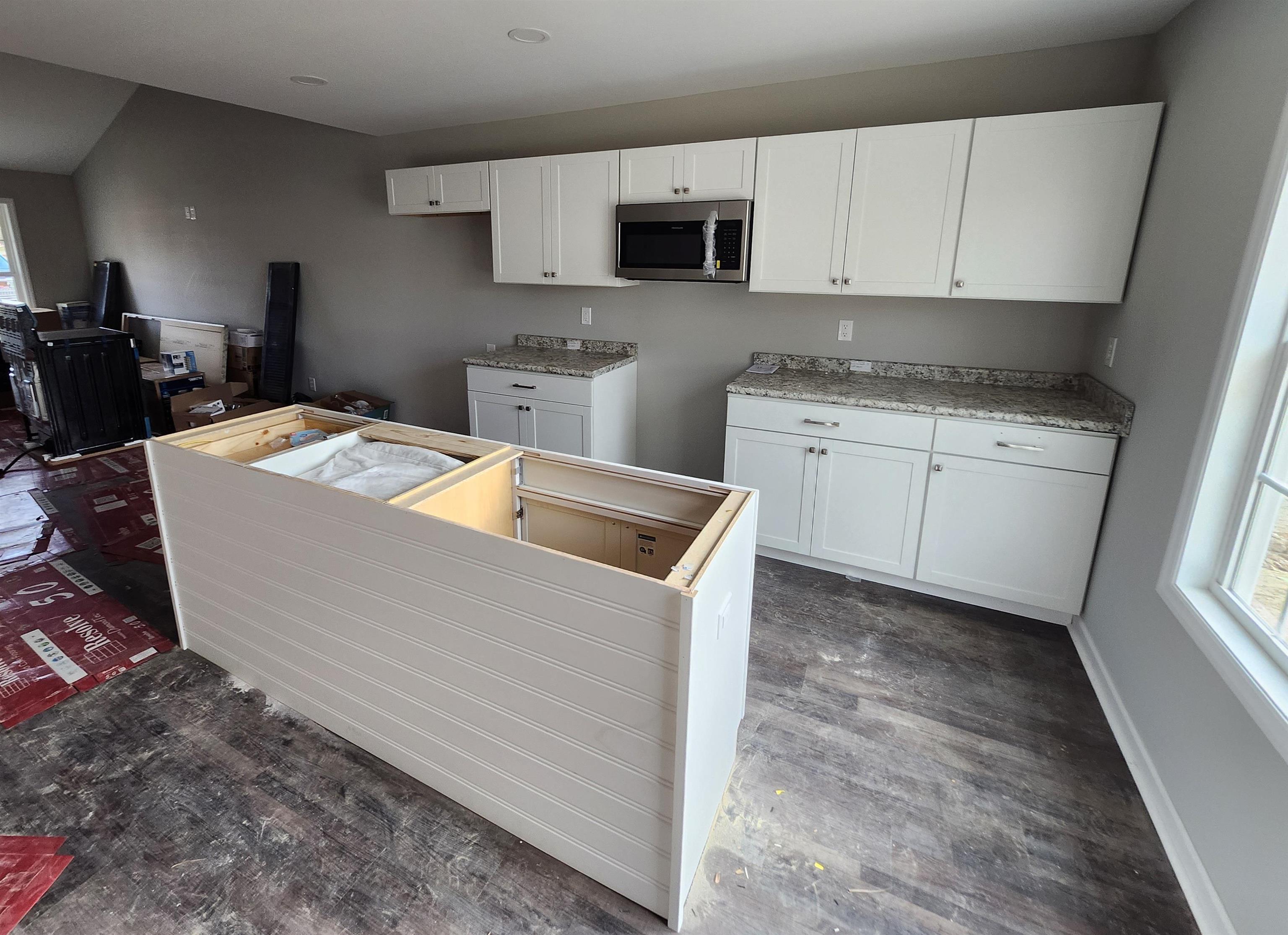 125 West Railroad Ave