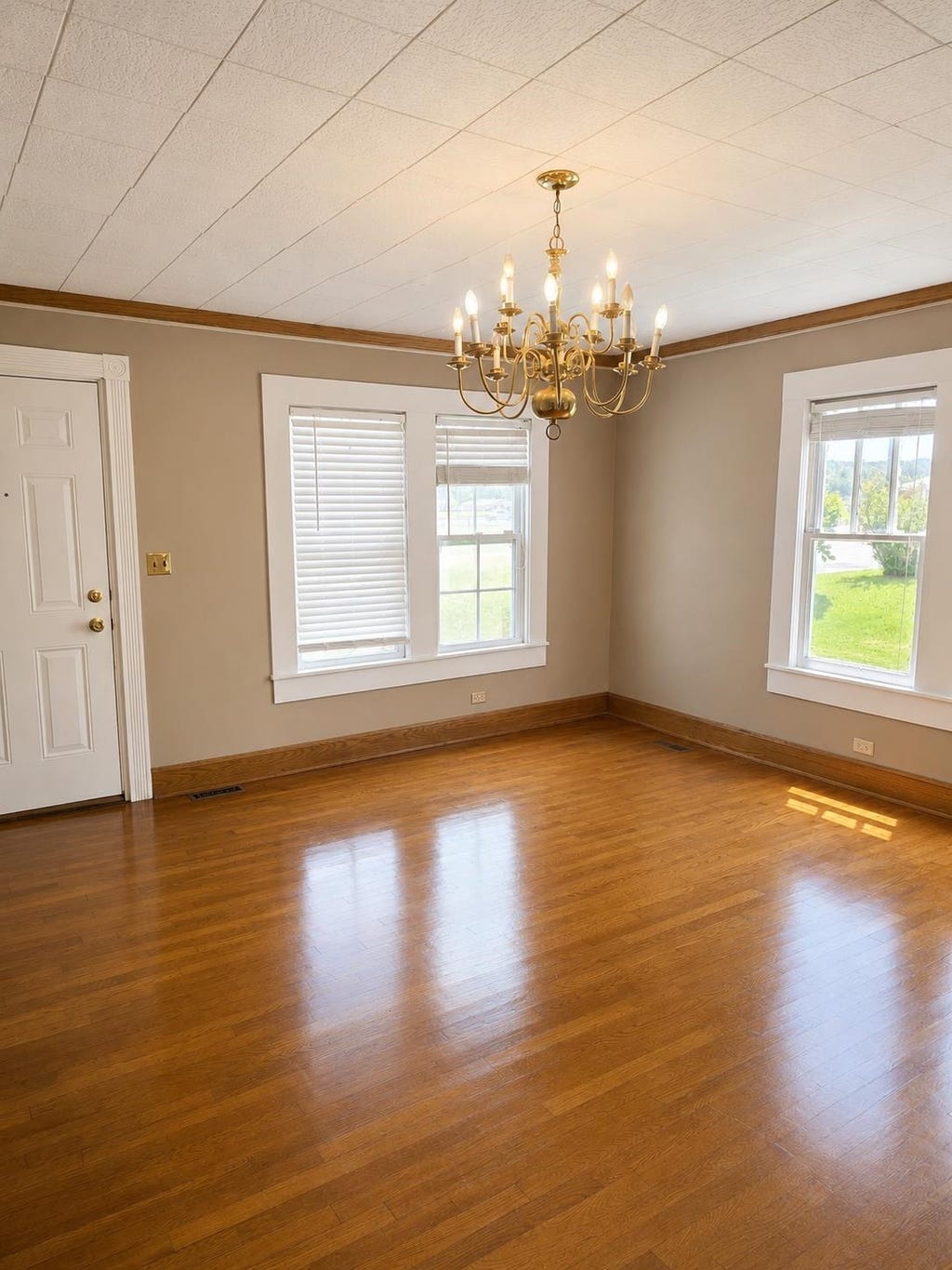 Photo of 566 SE 4th Ave, Hamilton, AL 35570 (MLS # 529754)