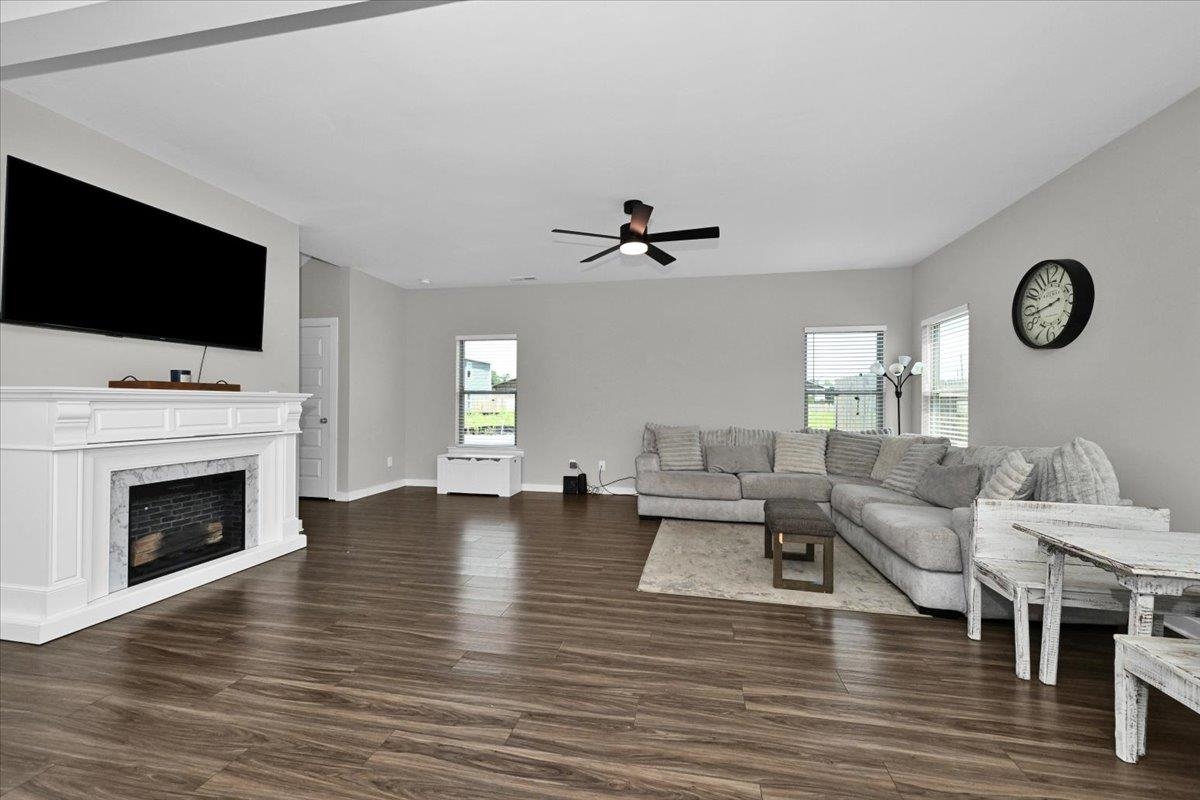 2118 Sullivan Dr SW