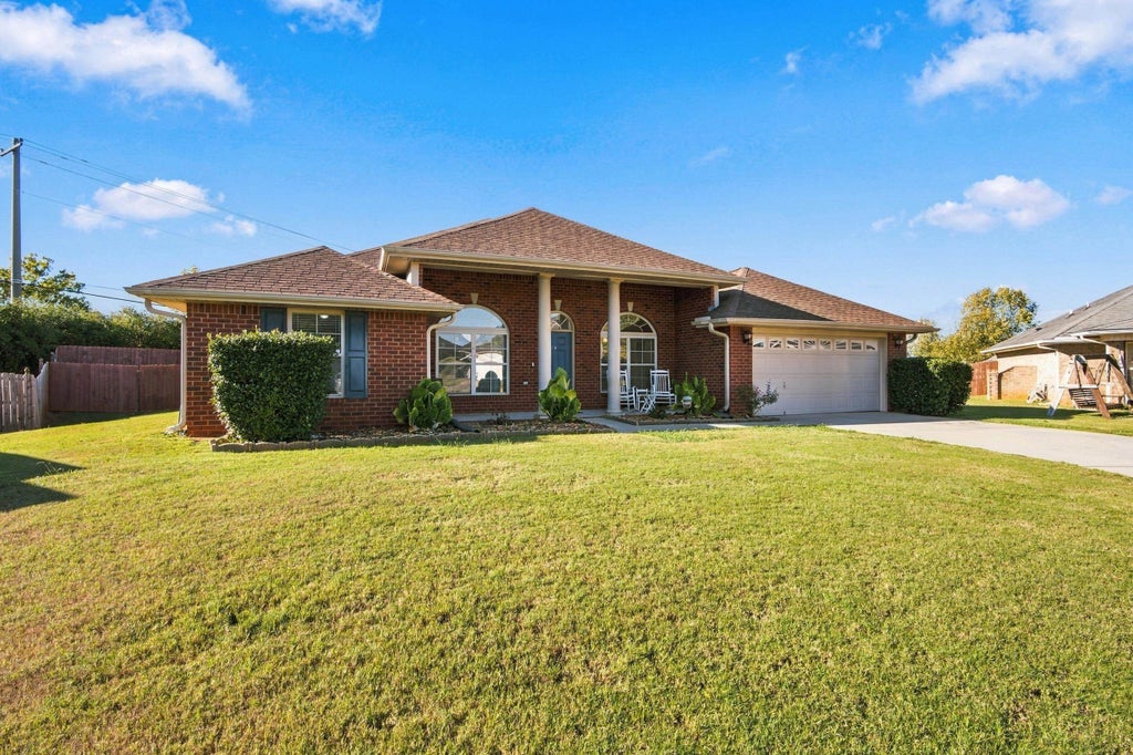 Photo of 99 Coldsprings Dr, Harvest, AL 35749 (MLS # 531903)