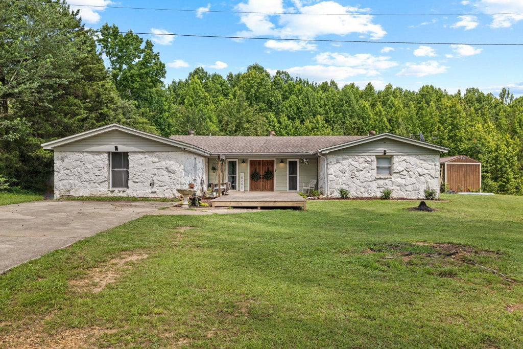 Photo of 8294 Co Rd 10, Florence, AL 35630 (MLS # 529687)