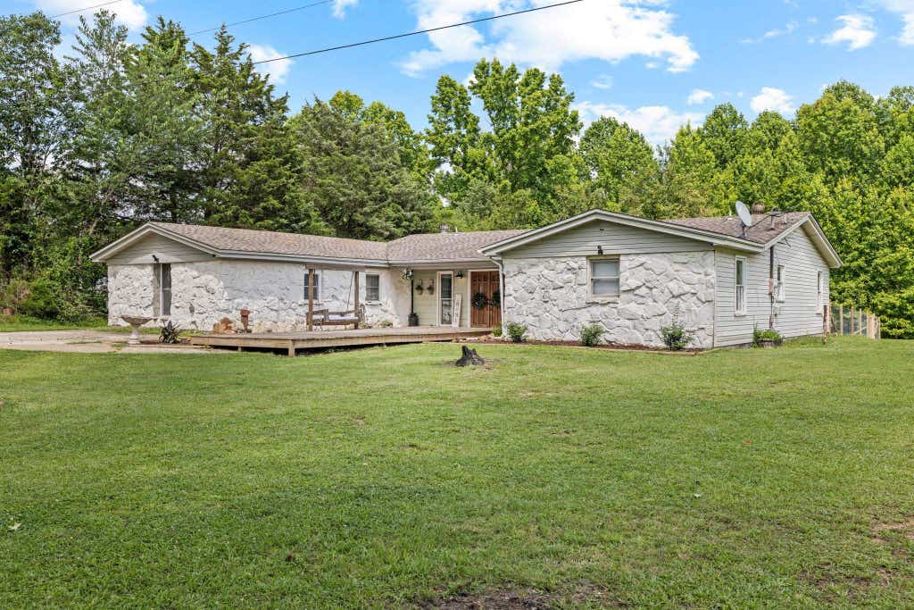 Photo of 8294 Co Rd 10, Florence, AL 35630 (MLS # 529687)