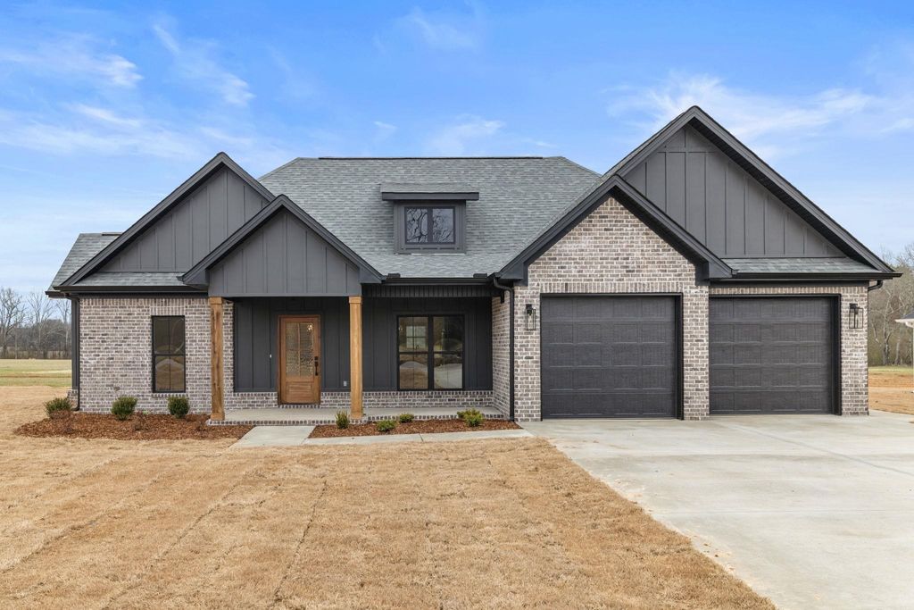 Photo of 273 Co Rd 144, Killen, AL 35645 (MLS # 529413)