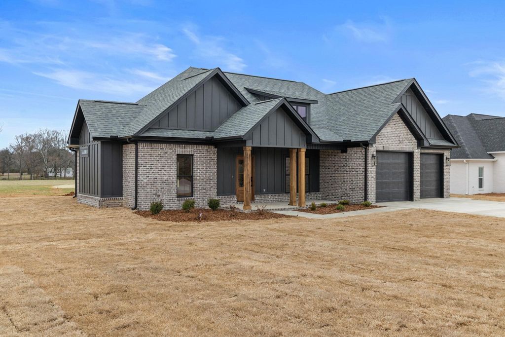 Photo of 273 Co Rd 144, Killen, AL 35645 (MLS # 529413)