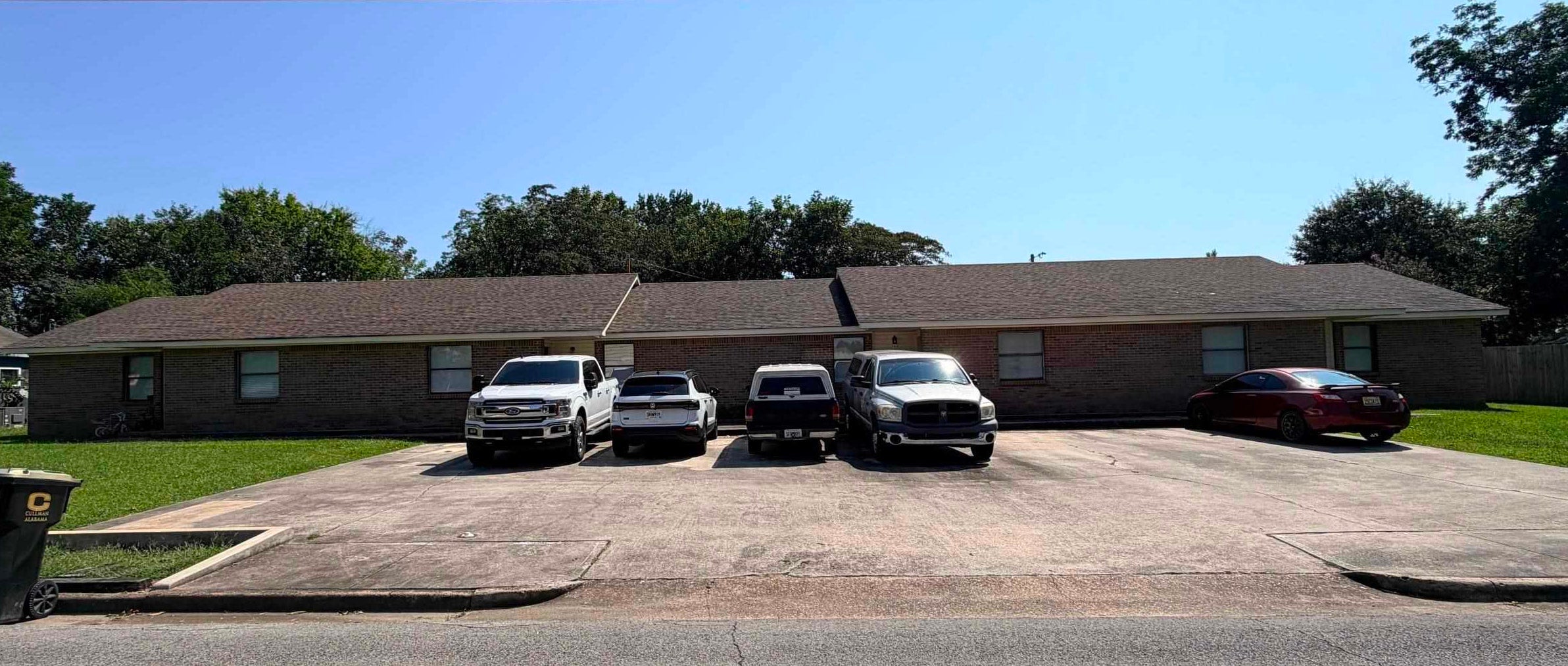 704 Denson Ave