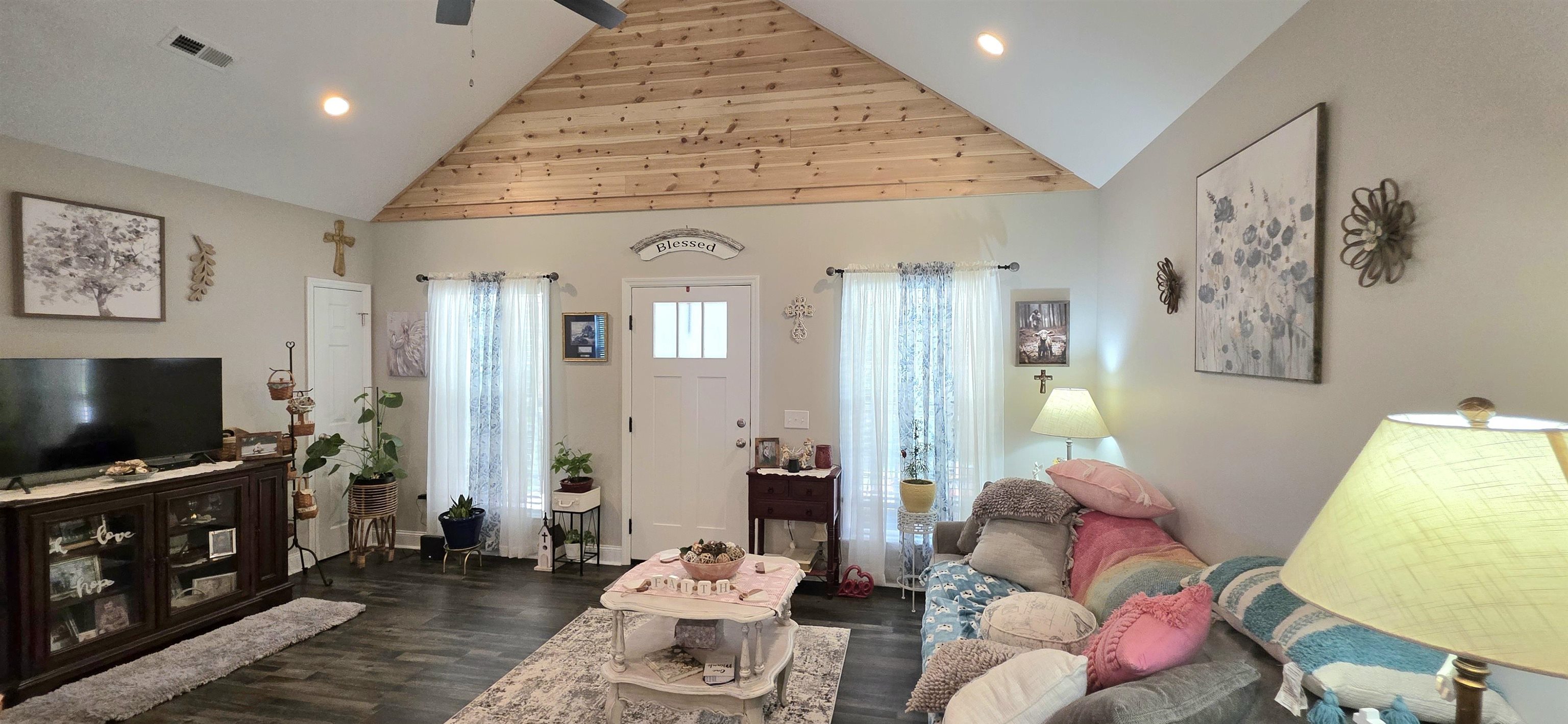 708 Co Rd 1447