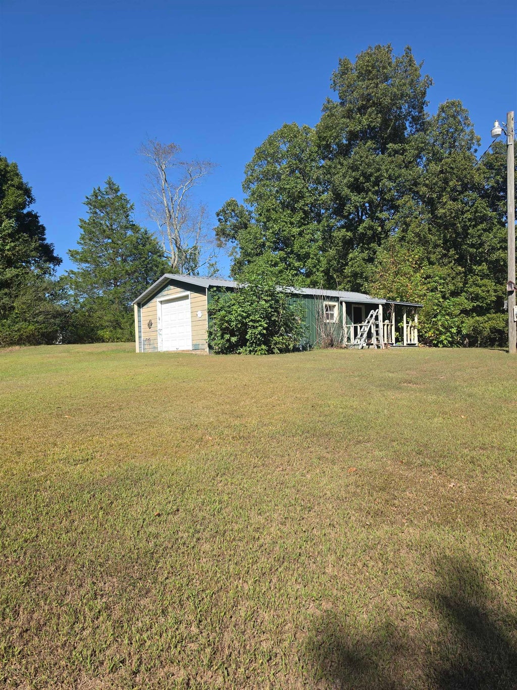 Photo of 3017 Nix Rd, Phil Campbell, AL 35581 (MLS # 531864)