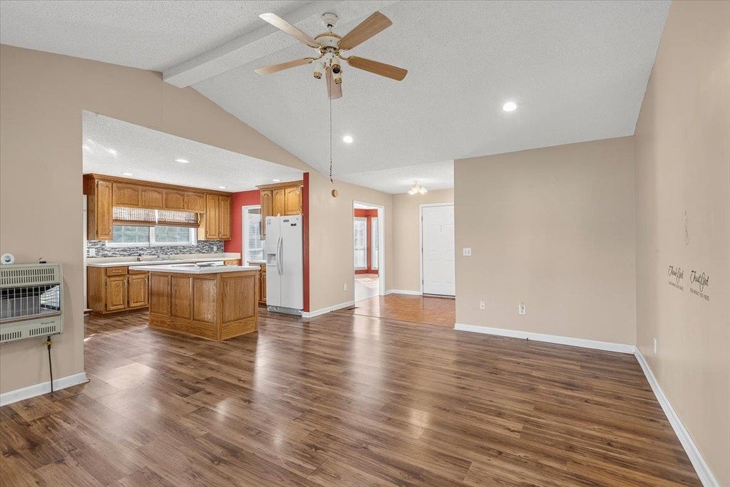 Photo of 36685 Alabama Hwy 91, Holly Pond, AL 35083 (MLS # 530199)