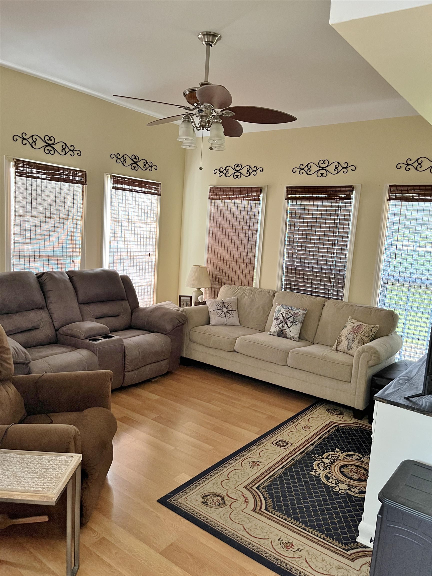 41 Co Rd 1043