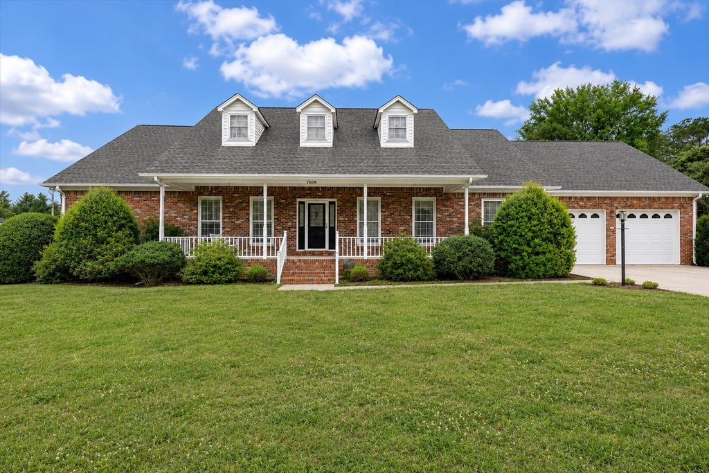 Photo of 1509 Angie Dr SW, Cullman, AL 35055 (MLS # 529621)
