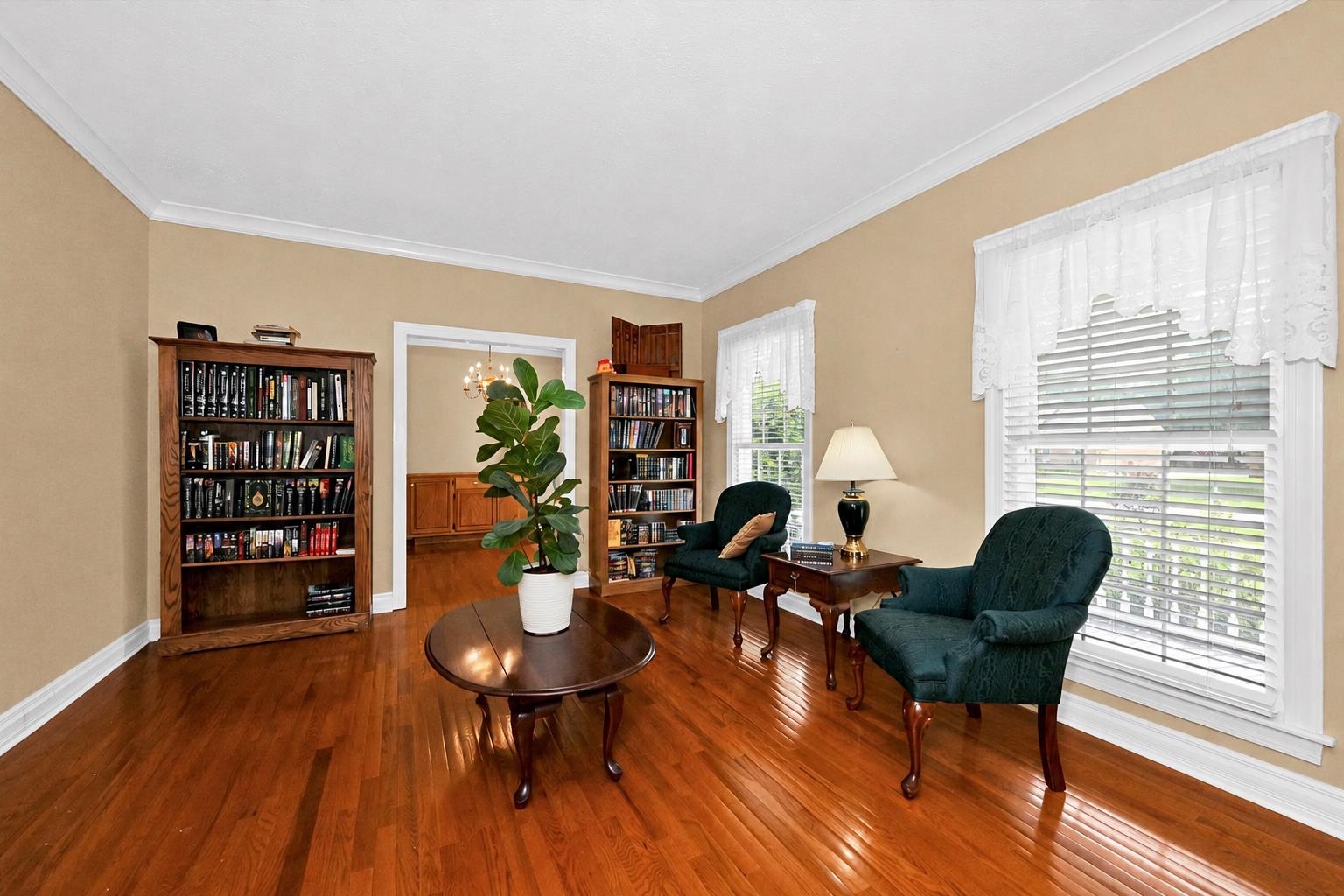 1509 Angie Dr SW