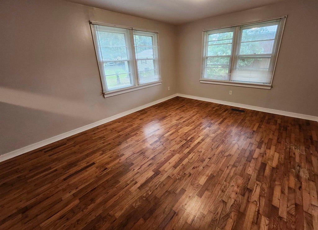 Photo of 916 Ave C SE, Cullman, AL 35055 (MLS # 531745)