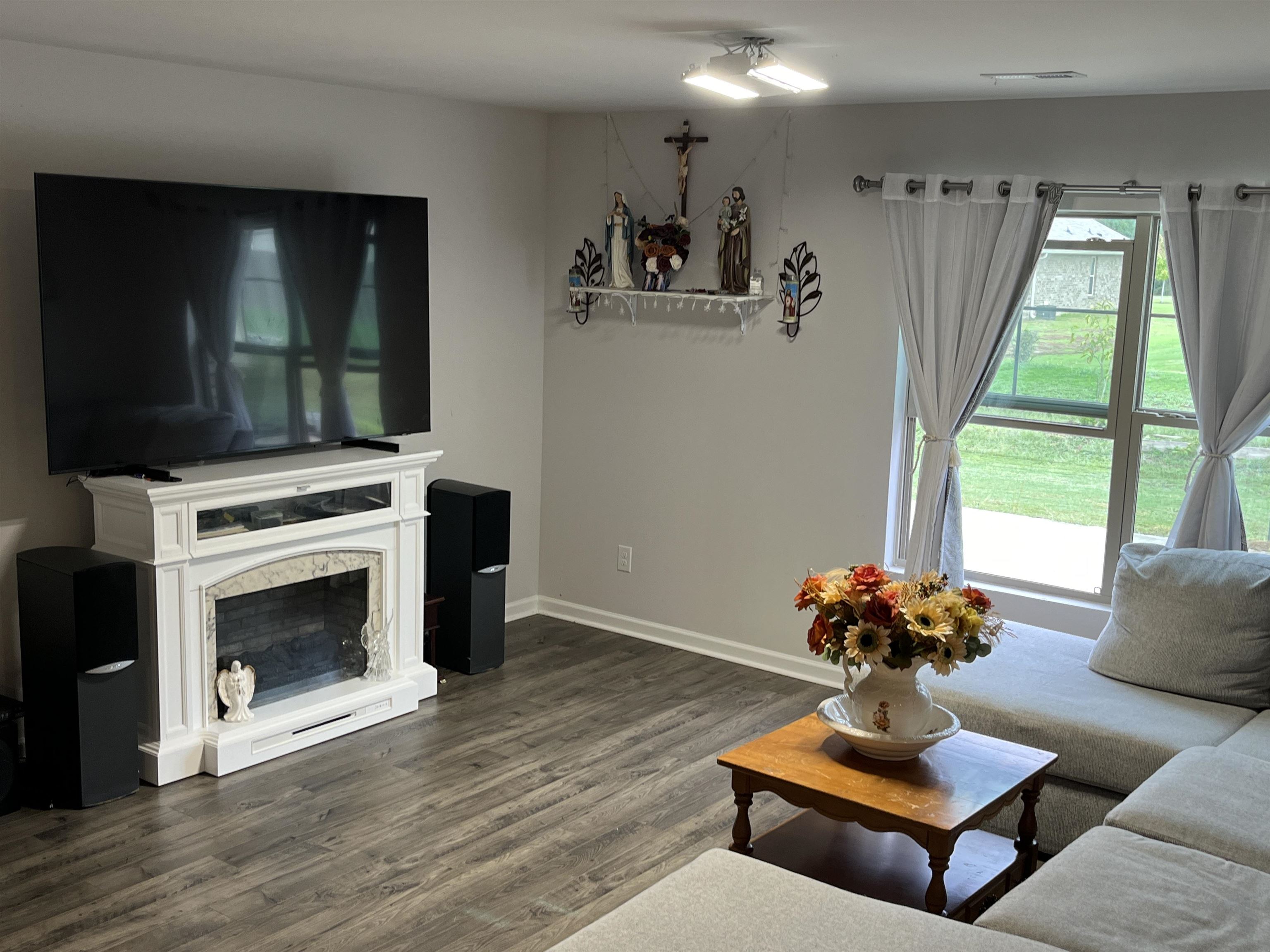 1108 Quail Hollow Rd SW