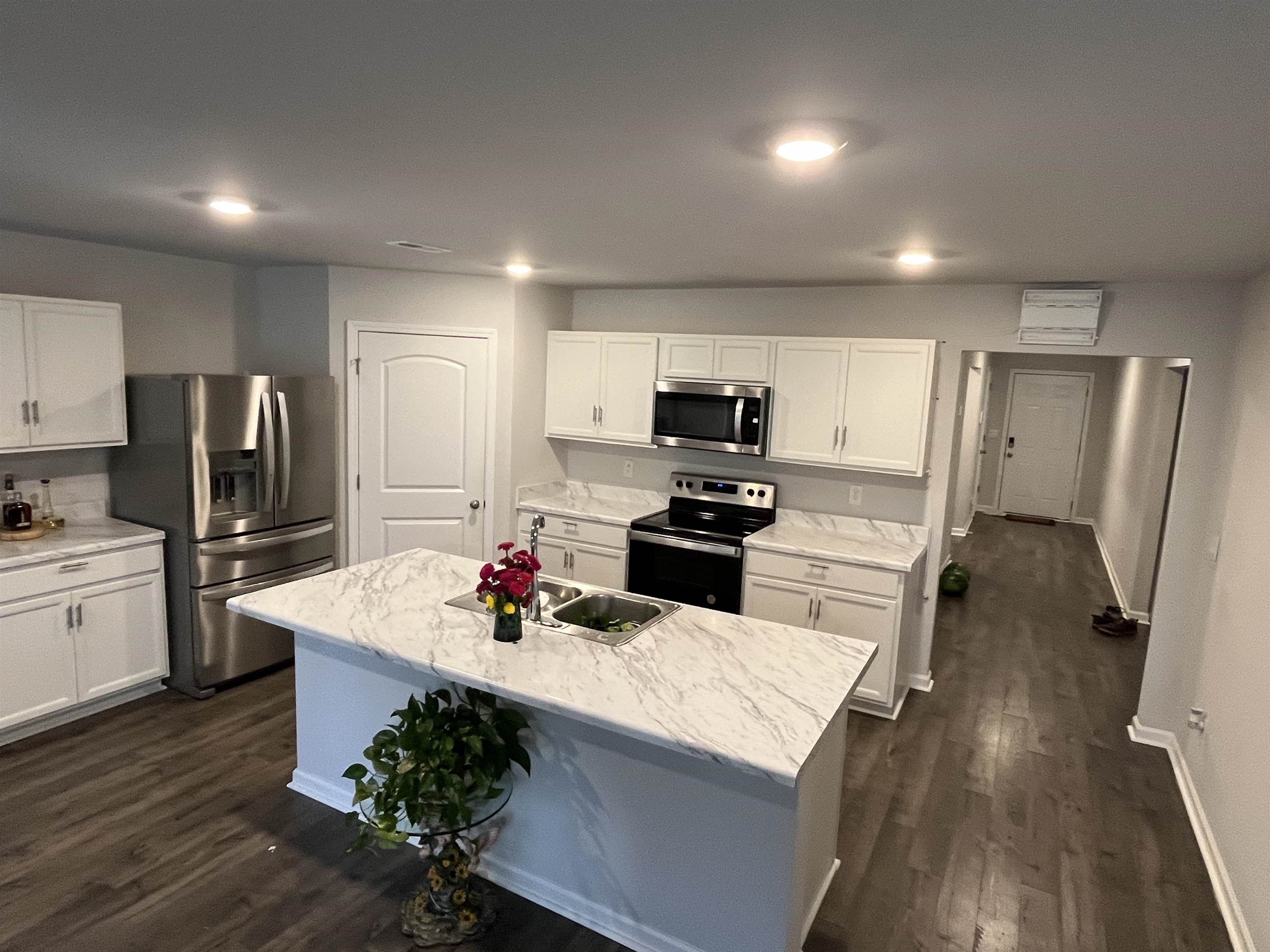 1108 Quail Hollow Rd SW