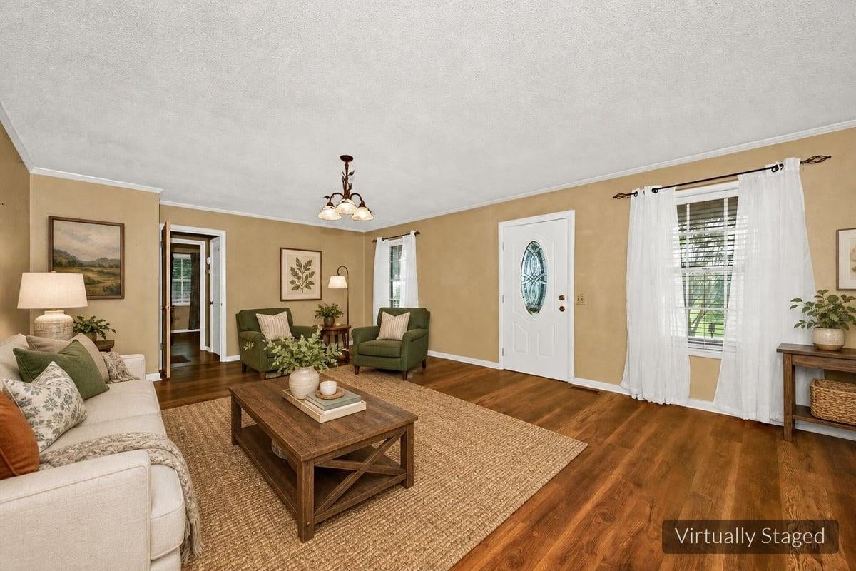 210 Palmera Dr