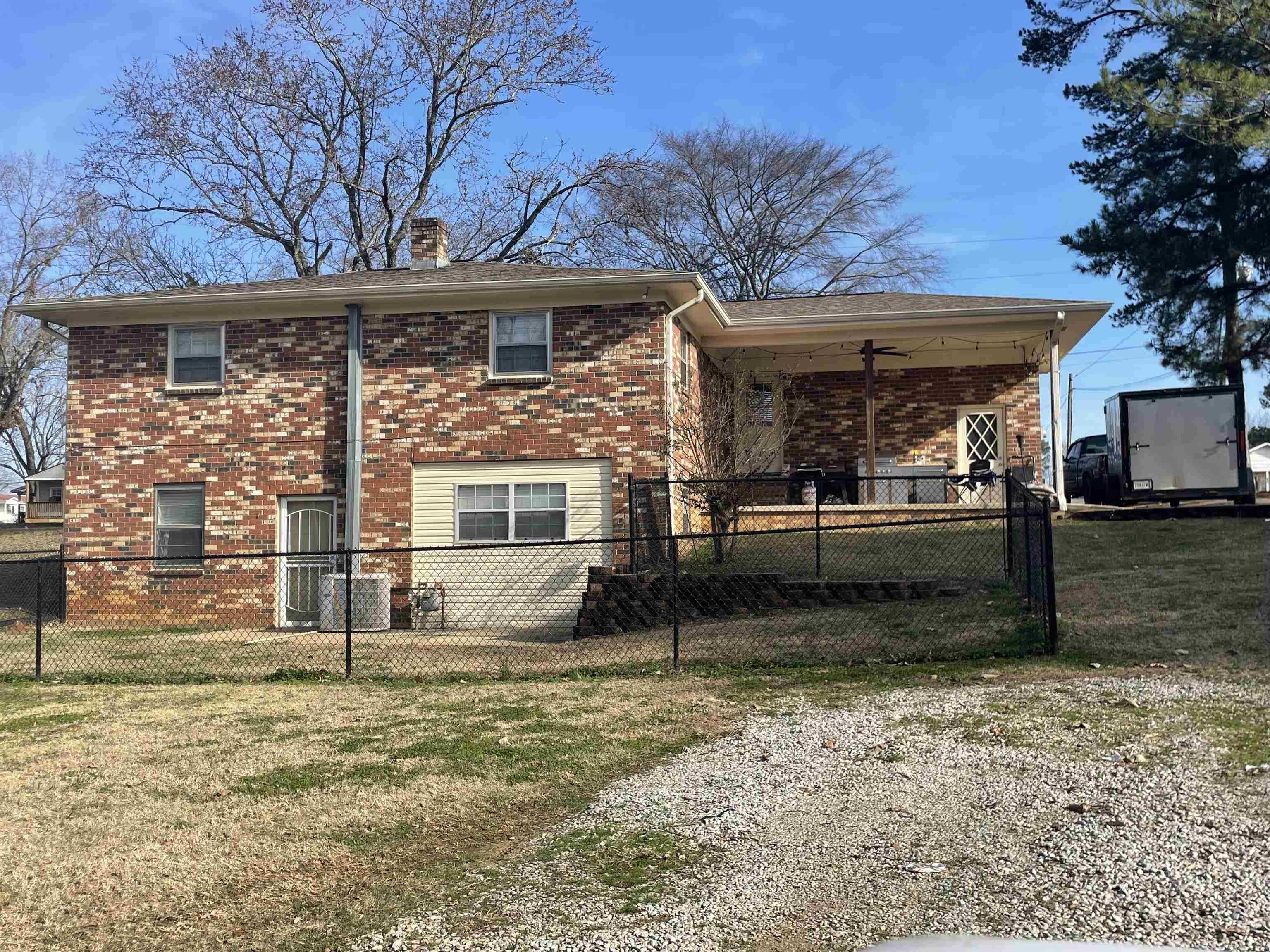 131 Taylor Rd - Photo 3