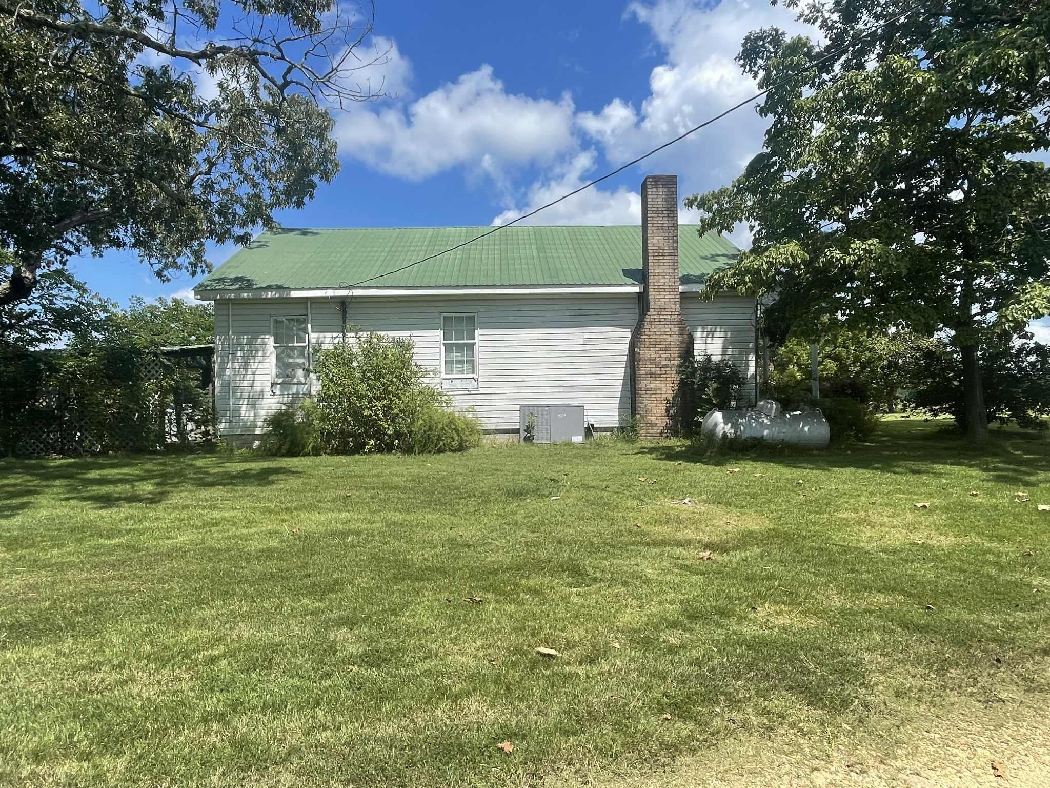 643 Reid Rd - Photo 3