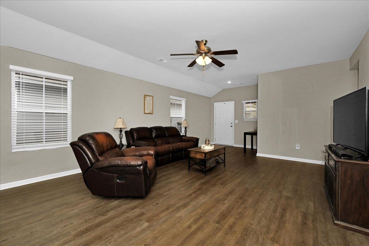 2114 Kilpatrick Ln NW