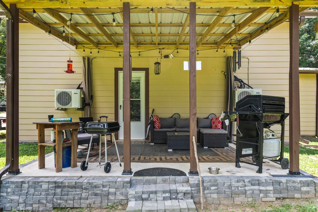 Photo of 123 Co Rd 3917, Arley, AL 35541 (MLS # 531727)