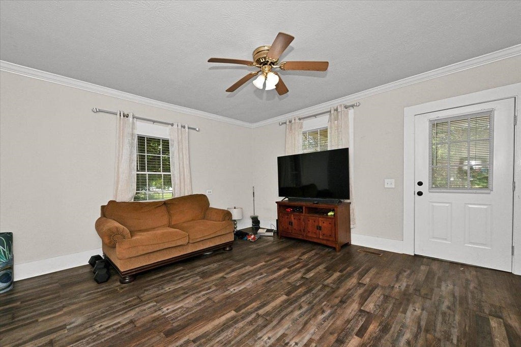 Photo of 8711 Co Rd 747, Cullman, AL 35055 (MLS # 531224)