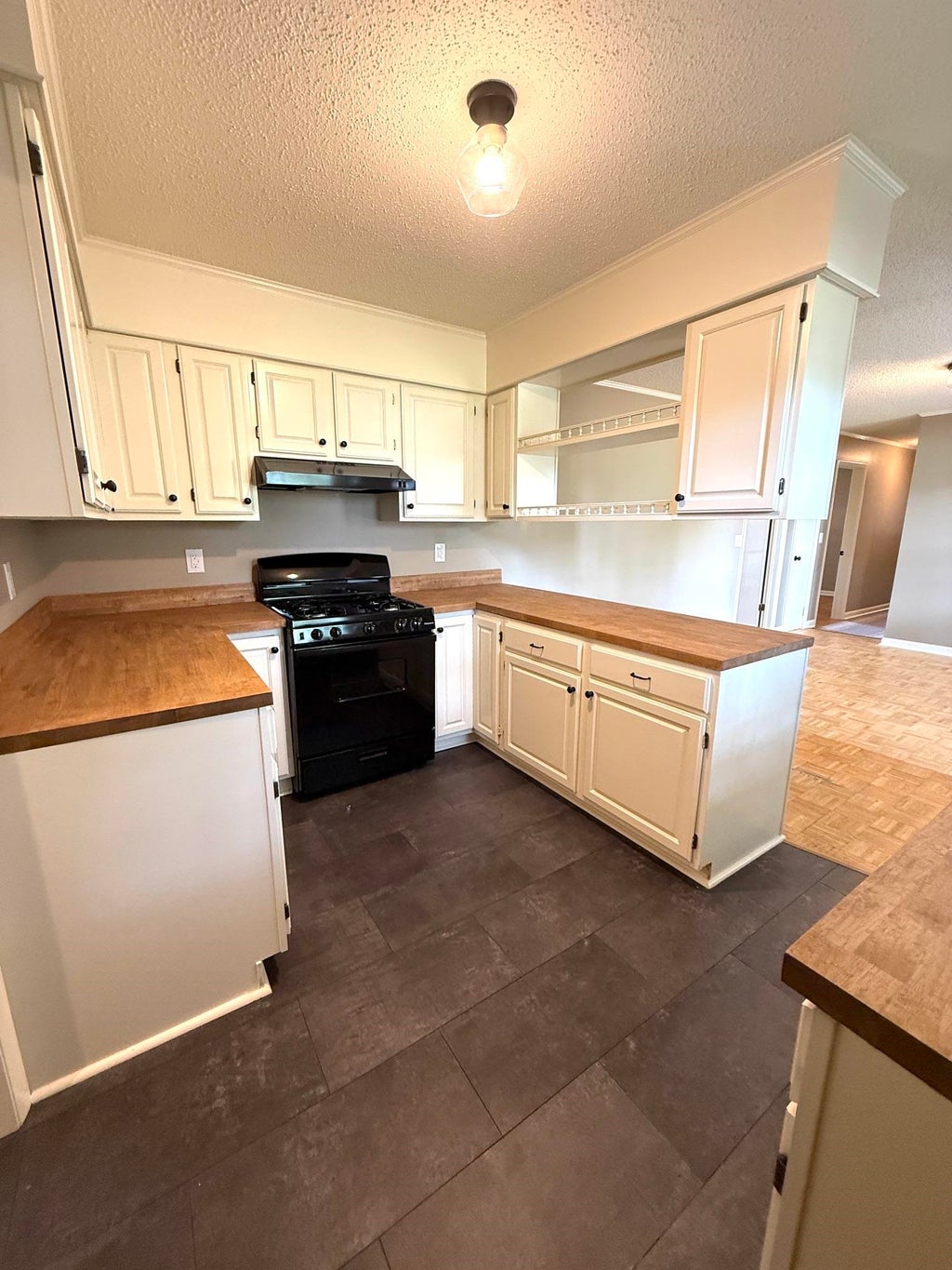 Photo of 1624 SW Primrose Dr, Decatur, AL 35601 (MLS # 530962)