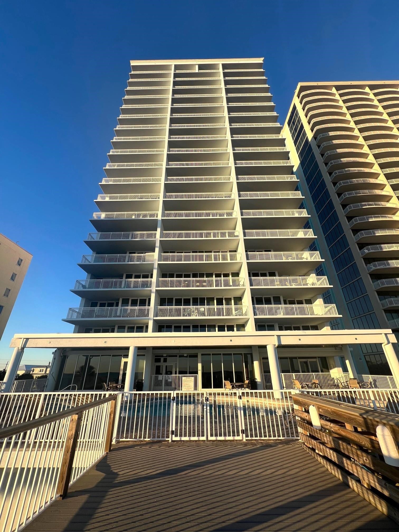 527 Beach Blvd E 803