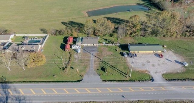 4274 Hwy 101