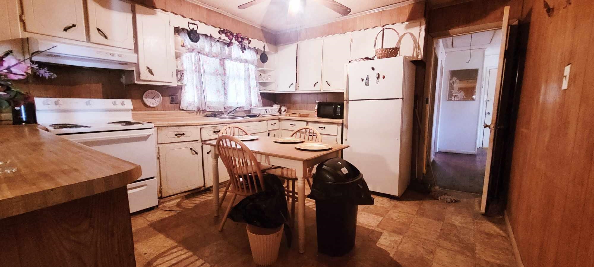 14015 Highway 72 - Photo 4