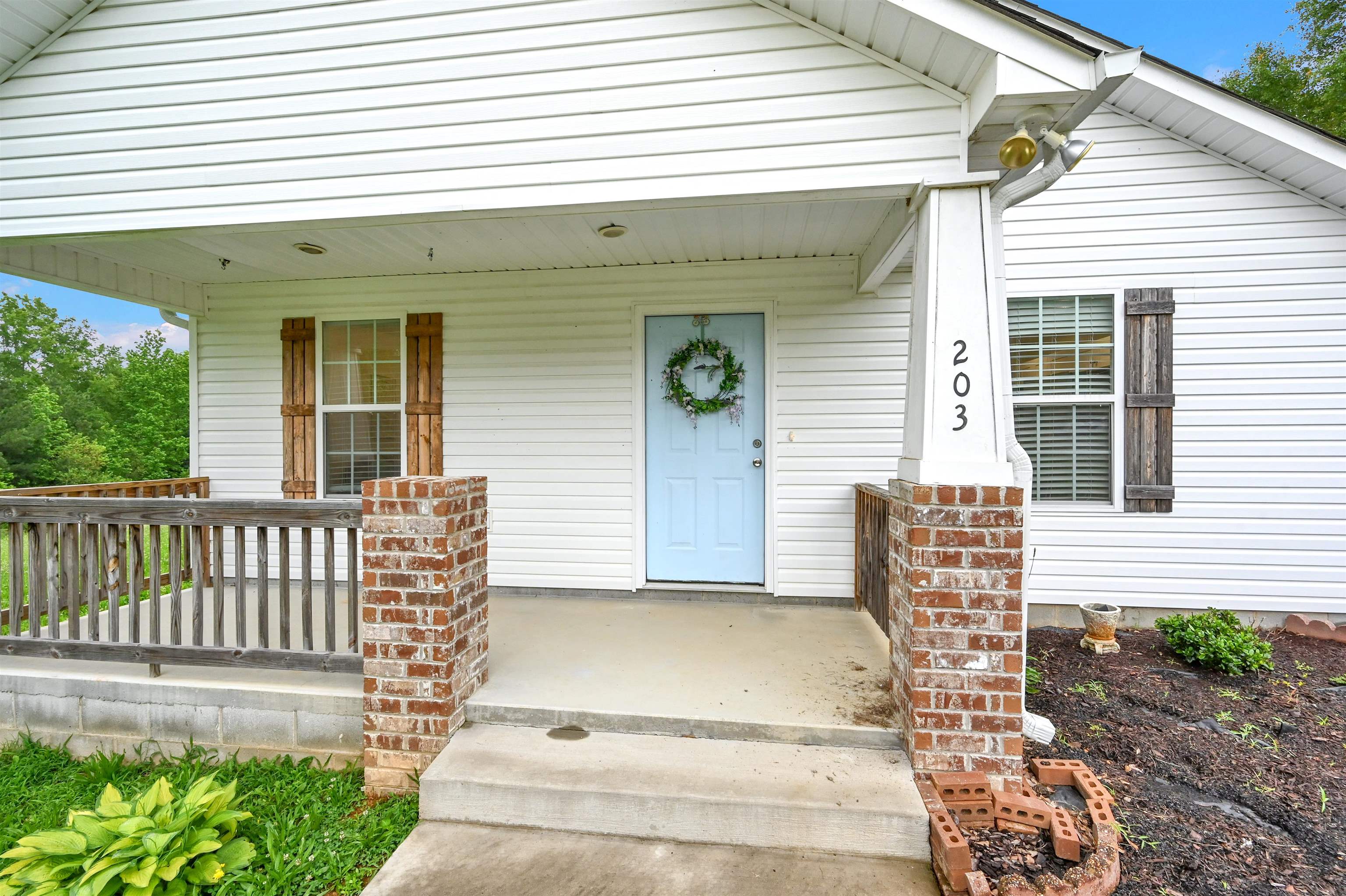 203 Co Rd 617