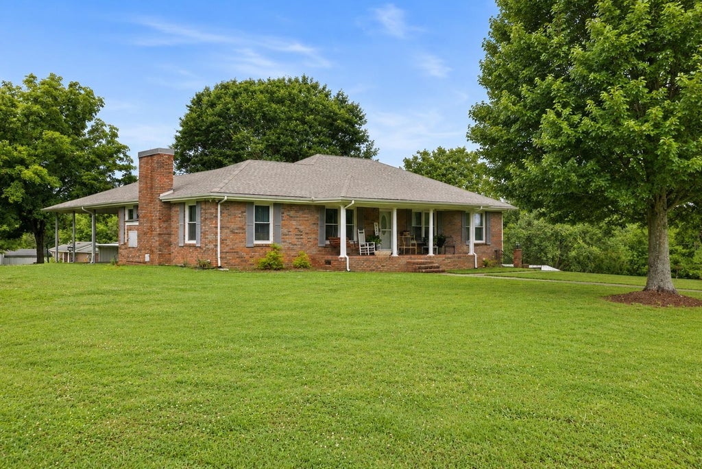 Photo of 350 Co Rd 310, Florence, AL 35633 (MLS # 529471)