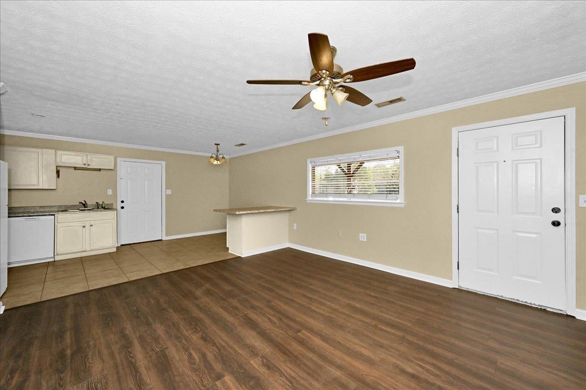 6104 Co Rd 437