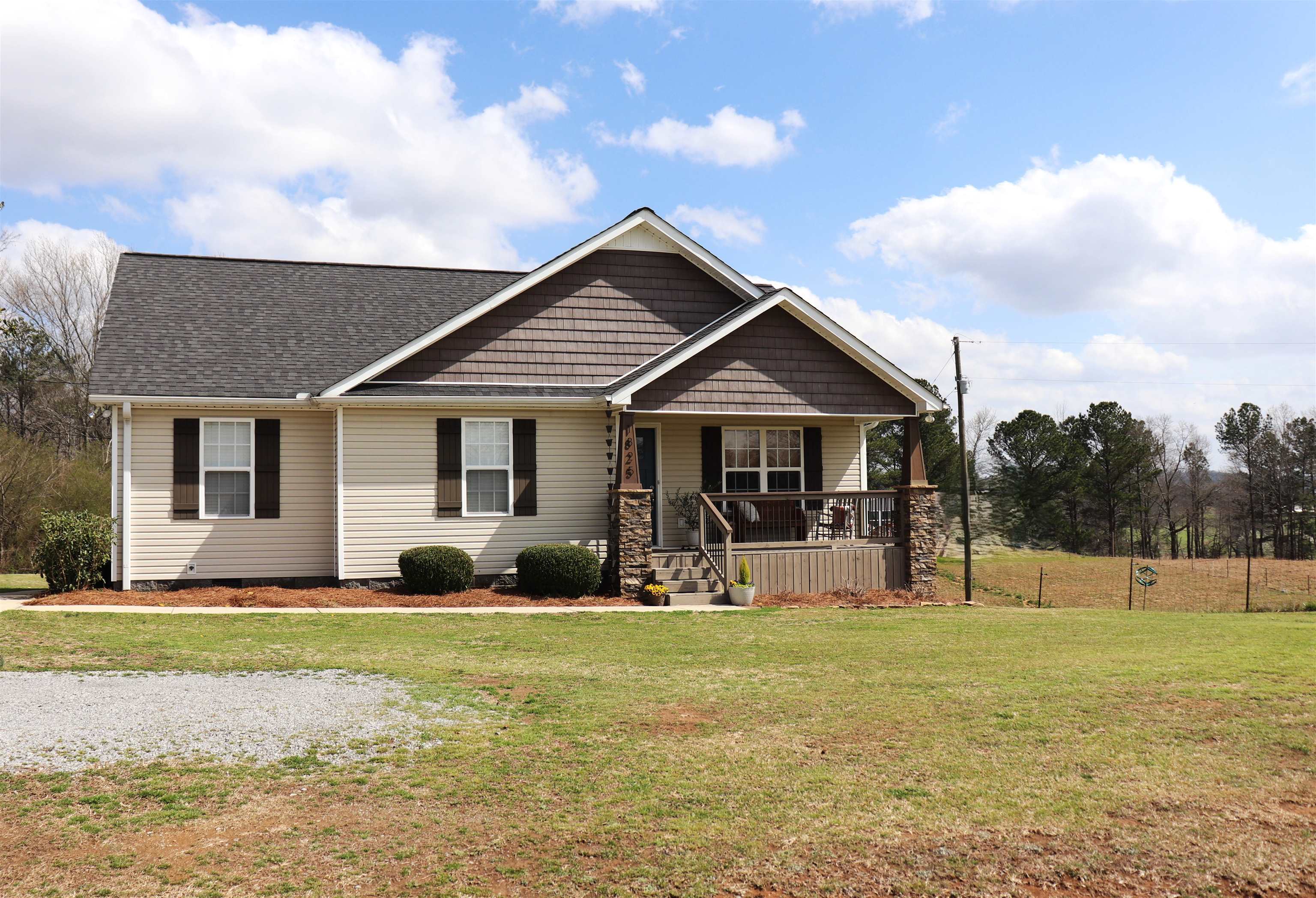 1825 Co Rd 216