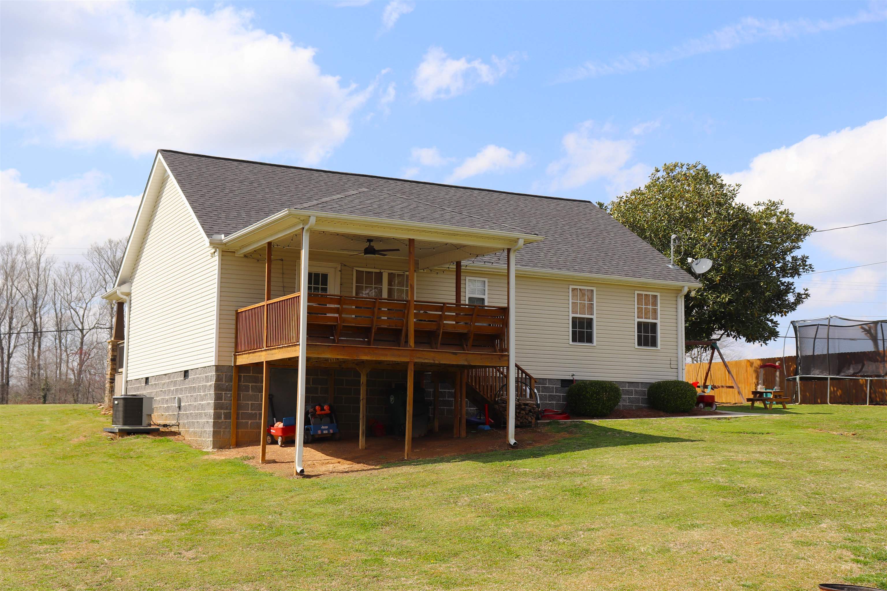 1825 Co Rd 216